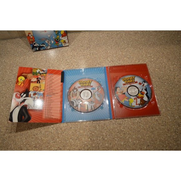 Looney Tunes: Spotlight Collection Volume 2 Double DVD (d) - Picture 2 of 3